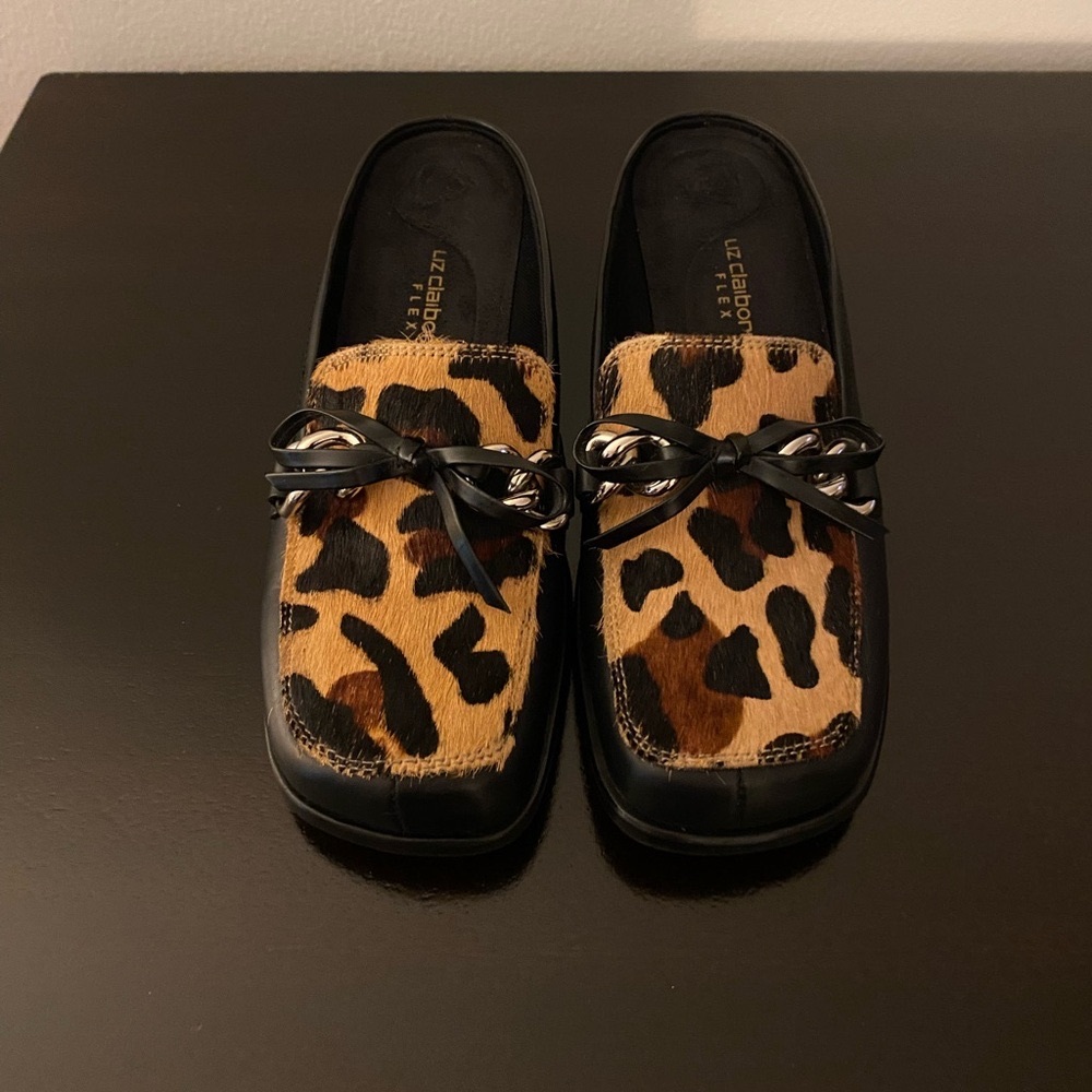Women’s Liz Claiborne Flats